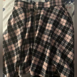 Hot Topic X Midnight Hour, A-Line Pink Plaid Skirt, Size: Medium